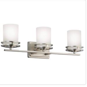 New Kichler Hendrik Brushed Nickel bathroom Vanity Light Fixture